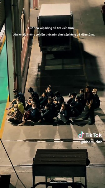 Ta đang tìm kiếm điều gì@#khem 🌻