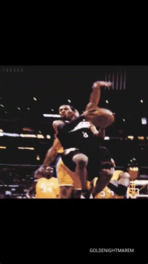 Has everyone forgotten about the 2001 playoffs? #kobebryant #shaq #basketball #edit #alleniverson