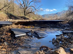 The latest: Flooding in Kern County