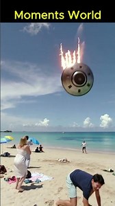 UFO CRASH LANDING on Crowded Beach Causes Mass Panic