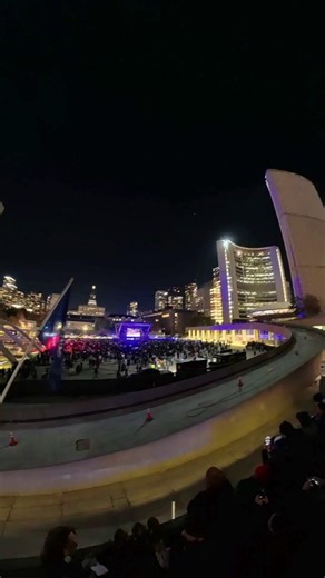 123K views · 4.1K reactions | Sound ON  No words. Goosebumps. | City of Toronto | Facebook