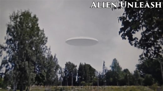 2.4K views · 95 reactions | INCREDIBLE HUGE ALIEN GOES INSIDE PORTAL IN BROAD DAYLIGHT | Aliens UFO Mysterious 1 | Facebook