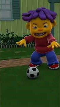 Sid the Science Kid | Dad's DY-NO-MITE DINO-STOMPING Kick! 🦖⚽️ | PBS KIDS #Shorts