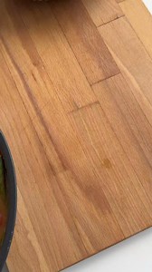 Red Thai Chicken Meatball Curry I was really craving a curry this week and I had chicken mince in the freezer...so I thought I'd combine them! This is so easy to make and it's packed full of flavour. I actually think I might prefer chicken meatballs in a curry to actual pieces of chicken! Swap the red curry paste for green curry paste if you prefer and use veggie meatballs if you fancy something meat free. I've written up the recipe below, so make sure you save it - Let me know in the comments w