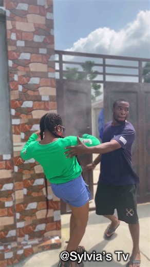 Prank backfired instantly. 💀#prankfail #powderfight #backfired #funny #shorts #mustwatch #oops