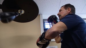 6K views · 63 reactions | Boxing is usually an individual sport, but a group of men and women in Commack are fighting not only as a team - but for their lives! 壘 Parkinson's Foundation Jamie Stuart has the full story: https://bit.ly/36ELh5d | News 12 Long Island | Facebook
