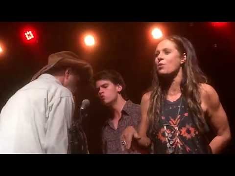 Kasey Chambers - Shackle And Chain - New Song - Live