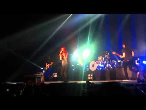 Paramore - Now [HD] live in Thailand.