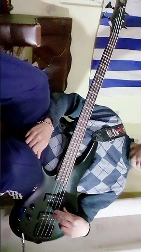 Alabama - Forty Hour Week For A Livin' - #basscover 🎸🎵🎼