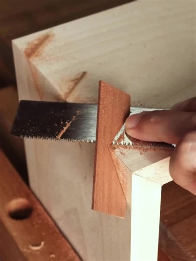 Woodworking Projects and DIY Tools