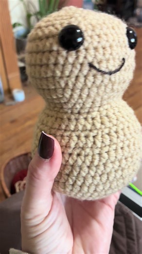 I made a baby peanut! Tutorial coming soon! #crochet #amigirumi #peanut