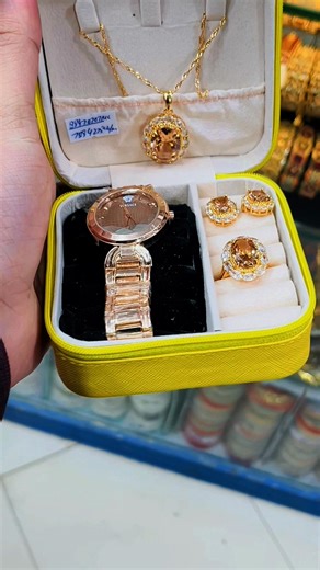 Elegant Jewellery Gift Boxes Available for Order