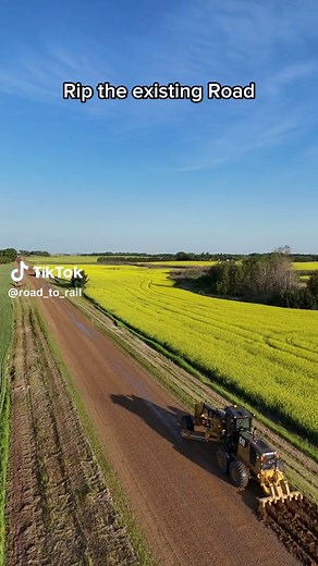 Alberta Road Maintenance: Shoulder Pull Process Explained