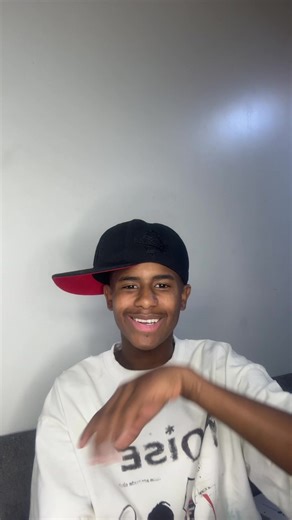 عثمان يلعب مع الجماهير