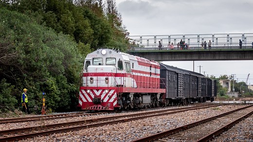 【手信号调车|要道还道】DF7G-026/028上粮七库线运行调车合集