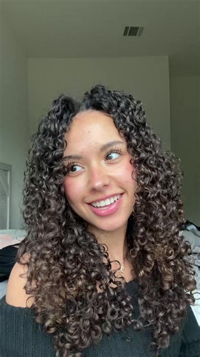 Expressing Emotions Through Curly Hair Audio