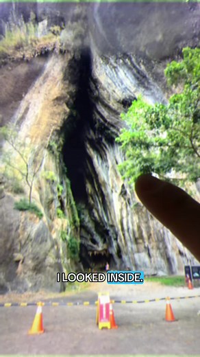 👁️ This Cave Has Something On #googlemaps Living Inside It #mystery #googleearth
