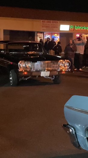 #fypシ #lowrider #likeandfollowmeguys😎 #oldschool #cars #fyp #lowandslow #viral #hydraulics #64impala