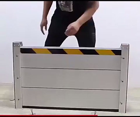 Flood barriers for Home - Garage Water Barrier/Reusable Flood Outdoor Removable Temporary,H 31.5In/L4.5ft