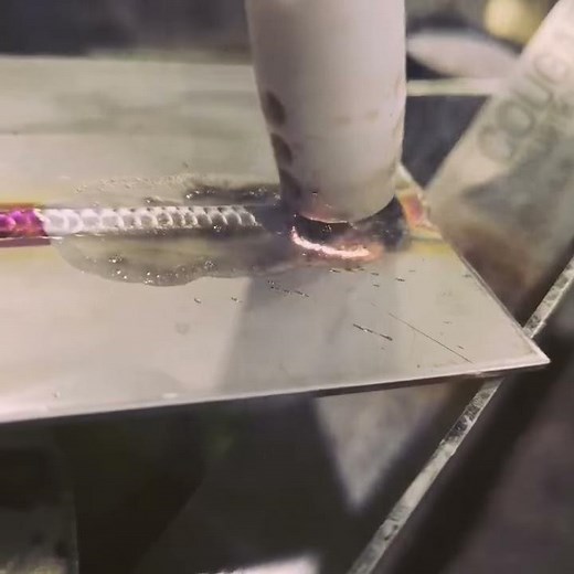 Cougartron ProPlus - Cleaning Stainless Welds and Heat Tint Removal