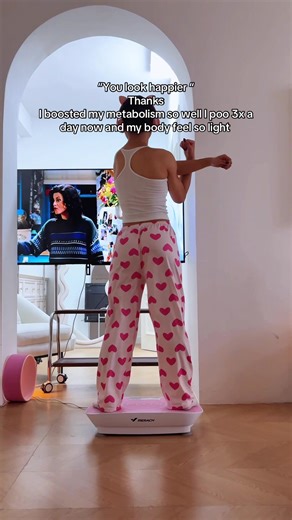 ✨ I use a vibration plate for just 15 minutes a day, and it’s been a game-changer for my health. #vibrationplate #vibrationplateworkout #muscletone #lymphatichealth #lowimpactworkout
