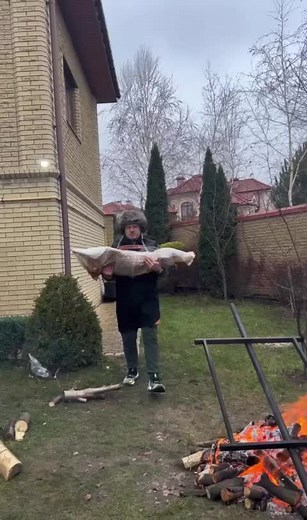 Outdoor Cooking: Whole Pig BBQ Techniques