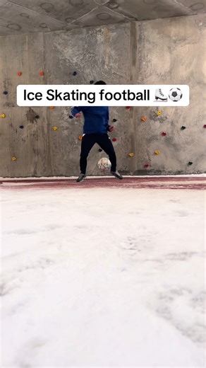 Scan Training in Snow: Elevate Your Football Skills