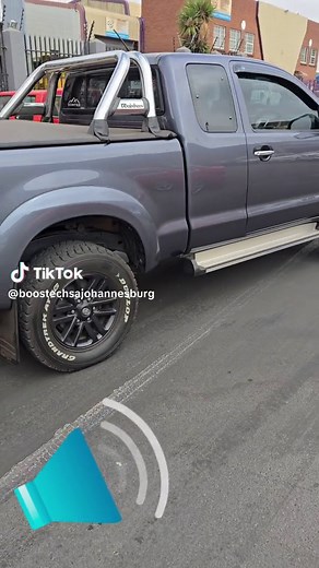 Another D4d with some straight pipe and stage 2 tune action! #toyota #toyotahilux #d4d #straightpipe #soundon #tune #stage2 #boostechsa #toyota4x4 #beast