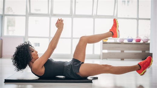 I’m a personal trainer and these are the 5 exercises I ask every client to master first for full body strength