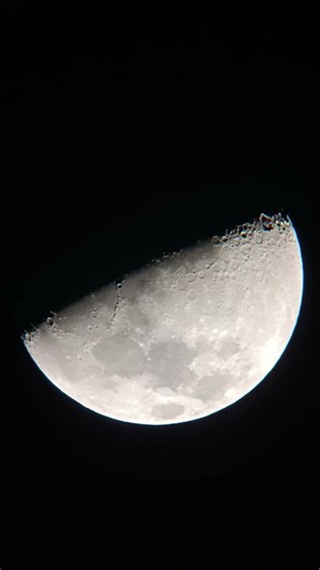 lua vista do telescópio 60mm #lua #telescope #astronomy