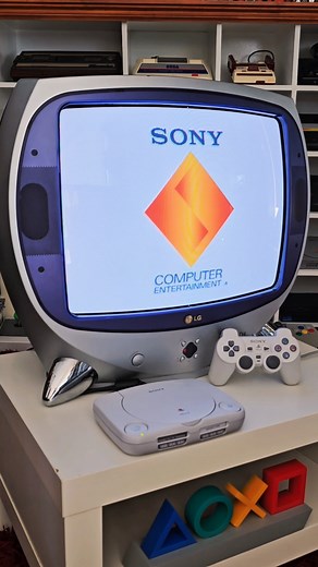 PSOne Startup Sound on LG Netee CRT Monitor