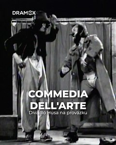 Legendární Commedia dell’arte na Dramoxu. Nespoutaná zábava, která bavila Evropu už před desítkami let – a baví dodnes. https://www.dramox.cz/divadla/11-divadlo-husa-na-provazku/670-commedia-dellarte Viděli jste někdy představení, kde se herci nebojí úplně všeho? 😄 | Dramox