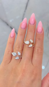 10K views · 25 reactions | Pear-cut brilliance reimagined in white and yellow gold—a signature Leon Diamond design . #pearcut #diamond #diamondring #diamondjewelry #finejewelry #jewelry | Leon Diamond LLC | Facebook