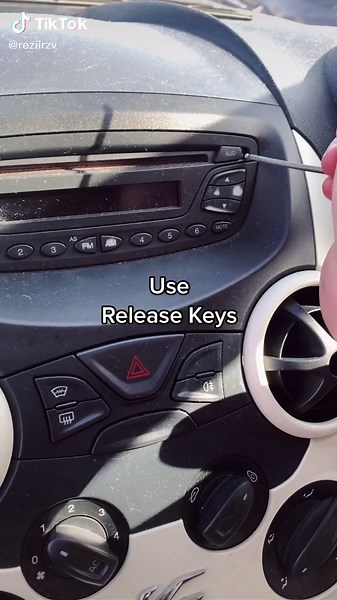 Ford Ka Car Stereo Installation Guide with Bluetooth and Aux