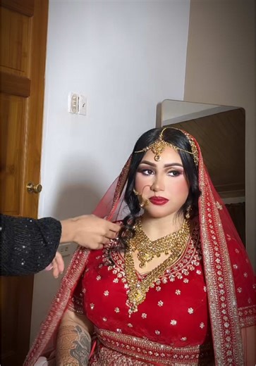 Stunning Red Wedding Dresses for Hindu Weddings