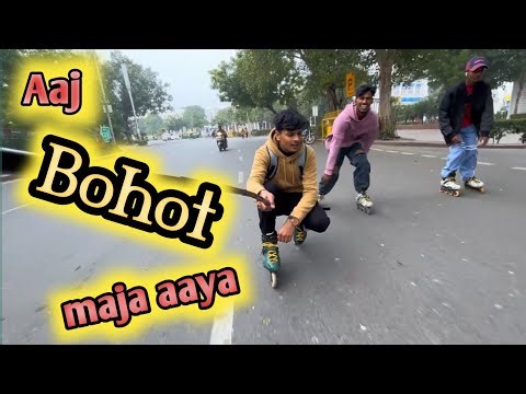 3 three inline skater in Connaught place | Creadit by @skatingadda