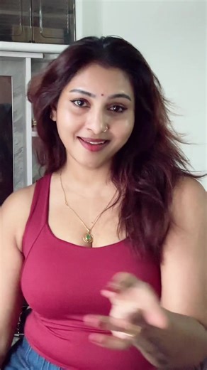 Manam Virumbuthey Unnai Dance by Nadia Chang