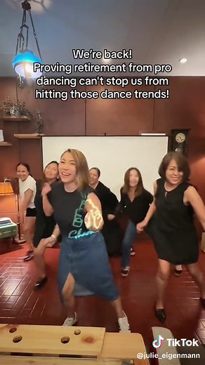 Hotlegs Dance Group Featuring Lil Boo Thang Retirement Dance