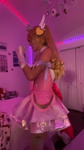 Juno every 2 seconds #junocosplay #overwatch #overwatchcosplay #overwatchjuno