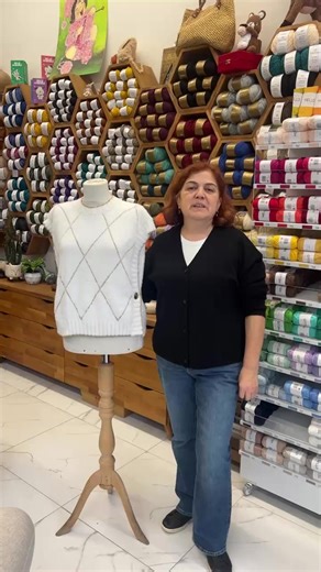 Sibel Kavaklıoğlu 🧶Başak Yün Tuhafiye / Örgü Eğitmeni on Instagram: "20/12/2025 canlı yayınımız"