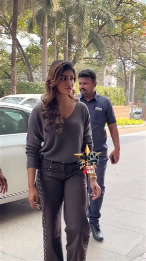 Bollywood Dance Moves to Dimple Hayathi's Hits