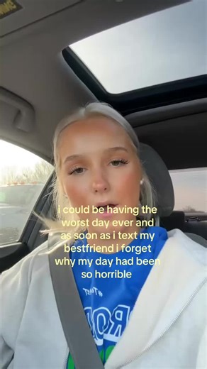 🩹🐰🪽🫧🤍 (@basicblondefinalboss)’s video of bestfriend