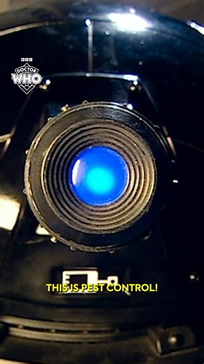 Gotta love a Cyberman/Dalek sass off! #DoctorWho #monsters #sassoff | Doctor Who