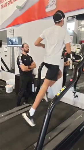 ⚡️📈💨 Another Vo2Max test using the Calibre Biometrics system here at the Lab!