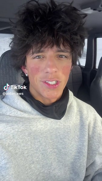 aidan (@aidan.aws)’s video of she got a tattoo right