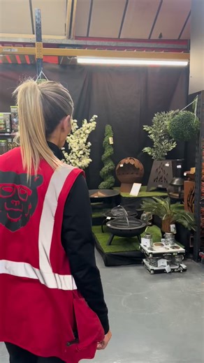 🎉✨IT'S GIVEAWAY TIME✨🎉 To celebrate our buying team securing some fantastic gardening deals, Rach has hand-picked her favourite pre-season sale items available in store and bundled them together for one lucky winner! This spring-ready bundle includes a firepit, lighting, décor and more... everything you need to refresh your indoor & outdoor space 🌿 ⭐HOW TO ENTER:⭐ ❤️ Like & Share this post 👯‍♀️ Tag your friends in the comments (each comment = one entry – enter as many times as you like!) 👍 