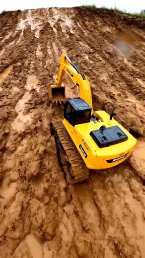 RC Excavator Digging Deep in Mud - FPV Drone View #rctruck #construction