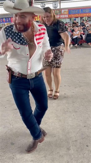 Baile en tx #youtubeshortsvideo #956valley #dancemusic
