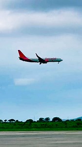 Touchdown time! Welcome to your destination🛬. Credit - @i__m__srk__55 #flyspicejet #spicejet #destinations #flights #aviation #flyhigh #planeview #travelwithus #travel #addspicetoyourtravel | FlySpiceJet