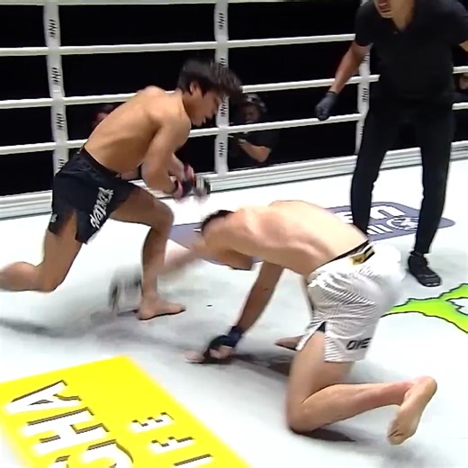 CRAZY FINISH 🌪️ Kyungjung Kim debuts in ONE Friday Fights with a first-round TKO! #ONEFridayFights125 | ONE Championship